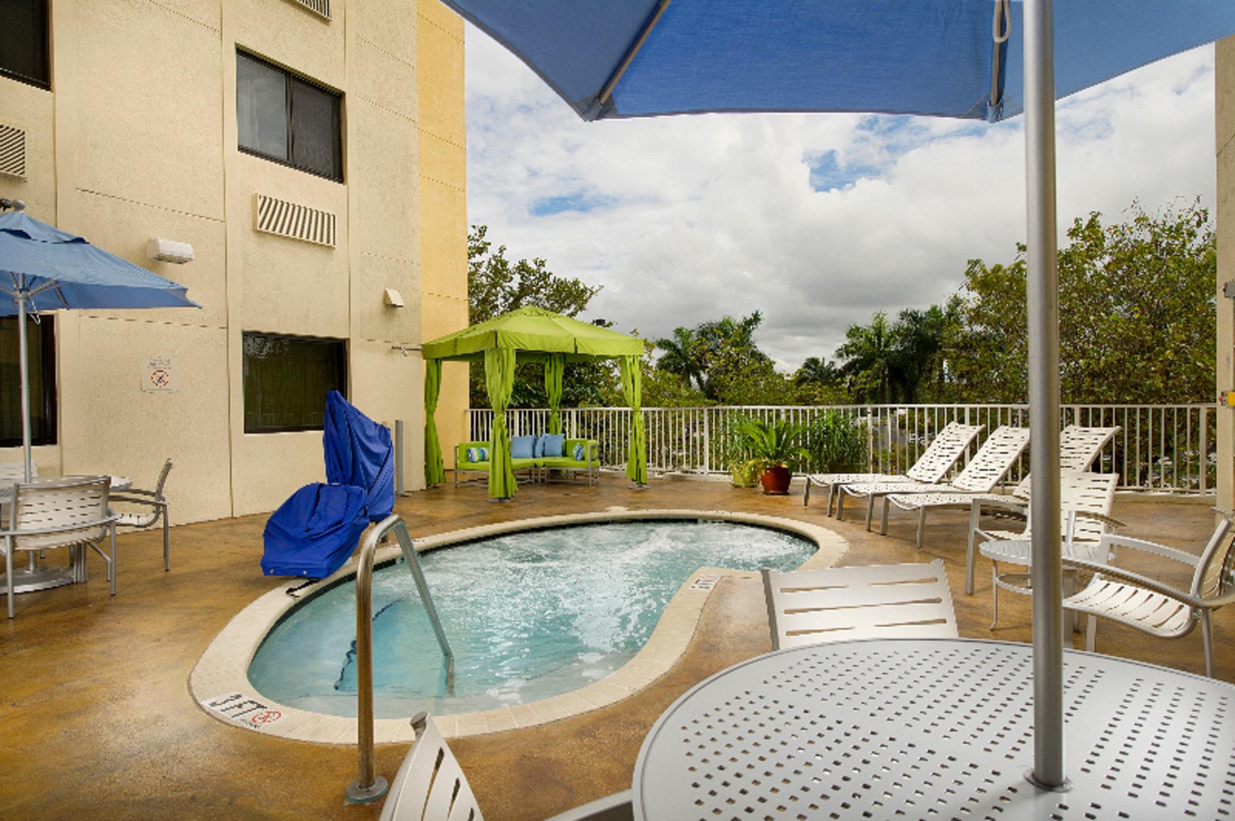 Fairfield Inn & Suites By Marriott Miami Airport South Exterior photo