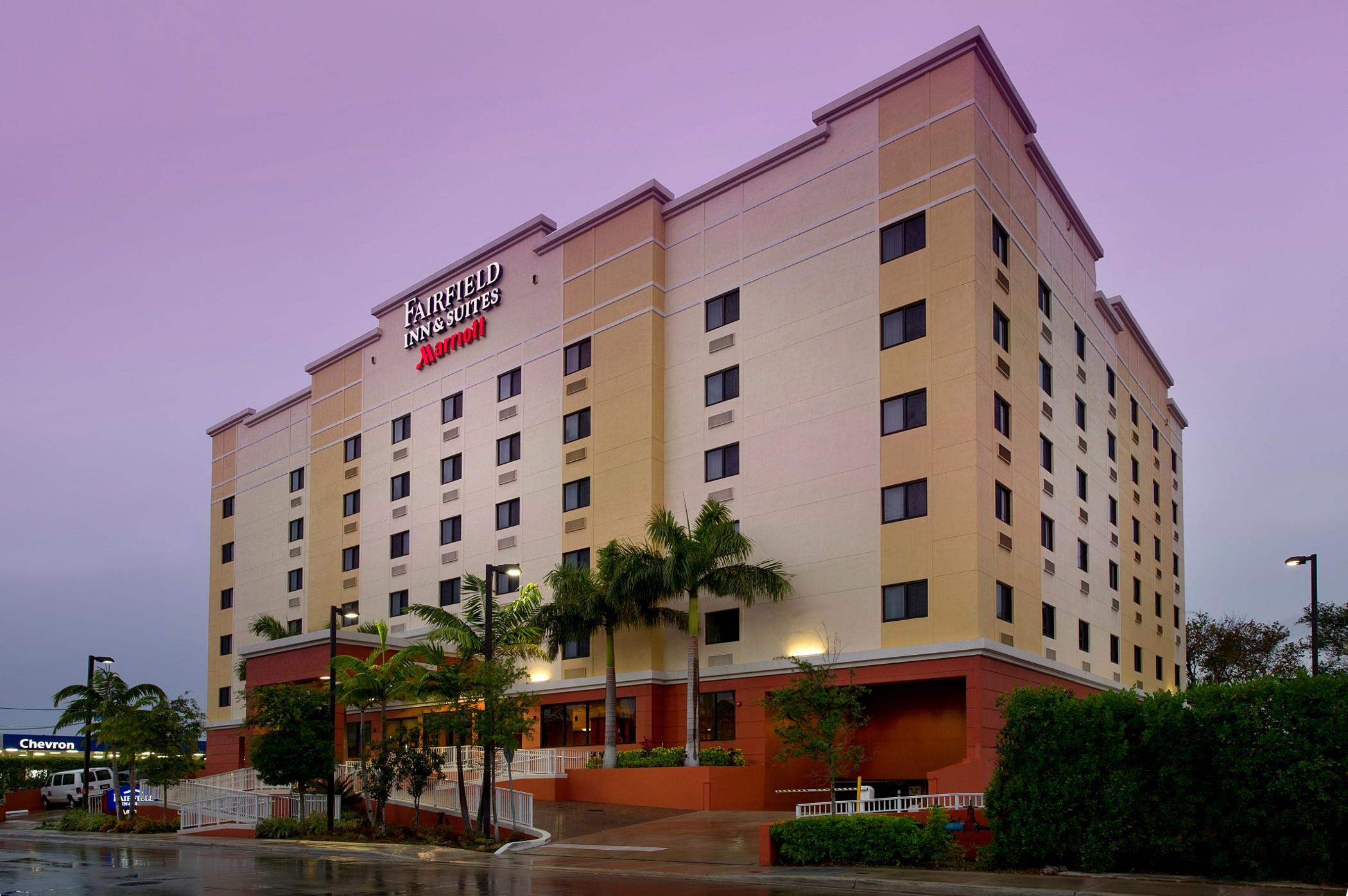 Fairfield Inn & Suites By Marriott Miami Airport South Exterior photo