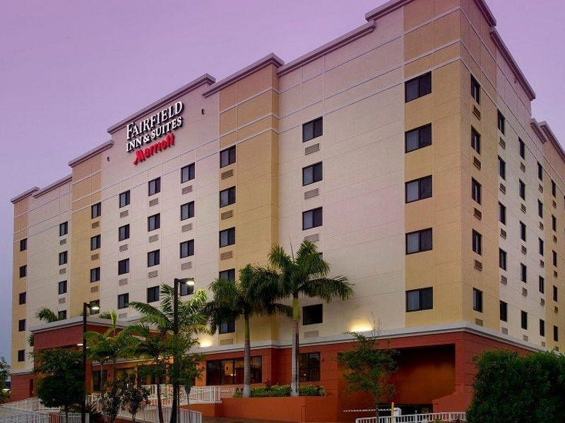 Fairfield Inn & Suites By Marriott Miami Airport South Exterior photo